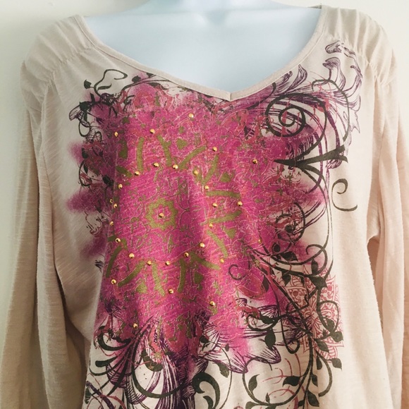 Style & Co top beautiful flower design - Picture 3 of 8